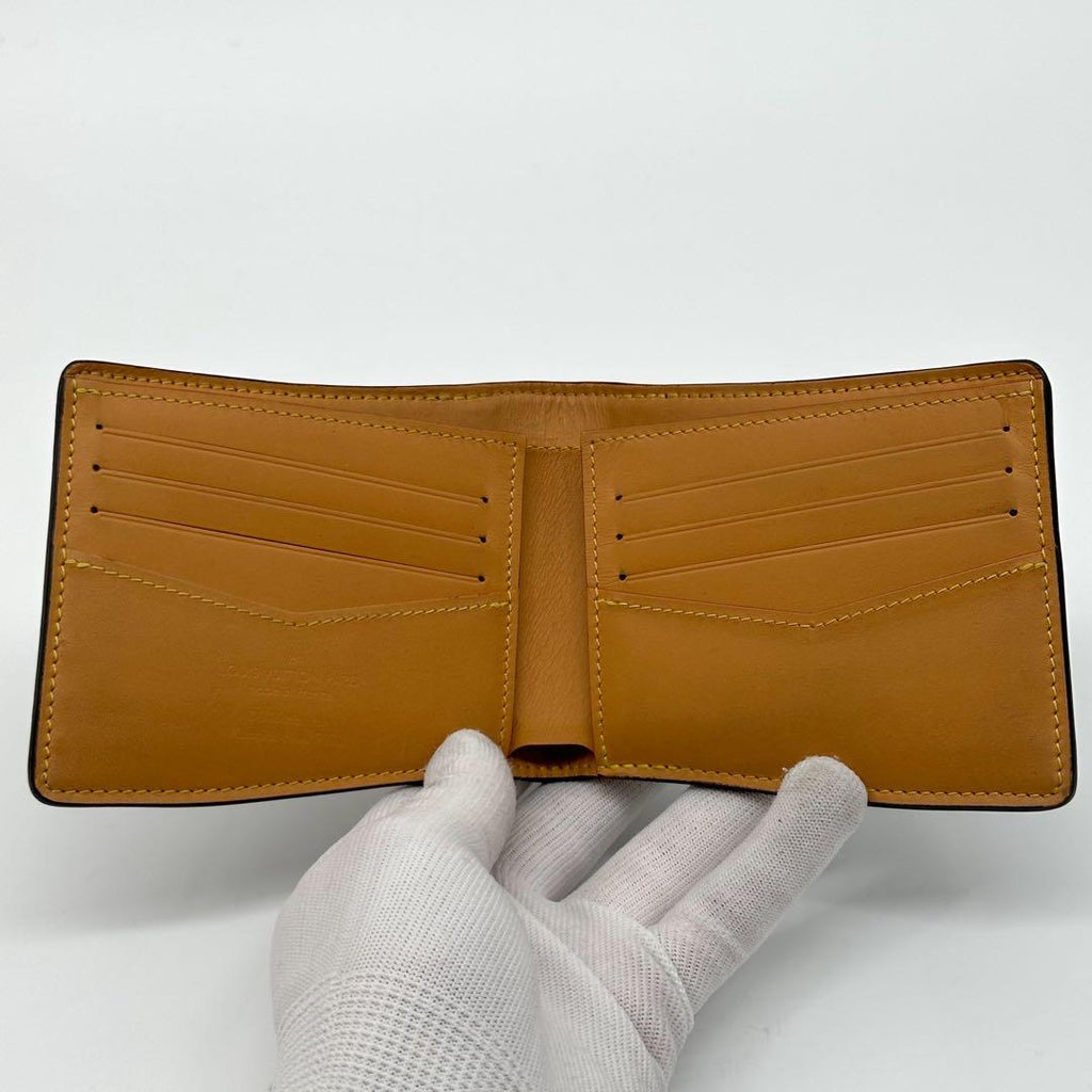 Louis Vuitton Portefeuille Calf This Is Not Wallet — view 8