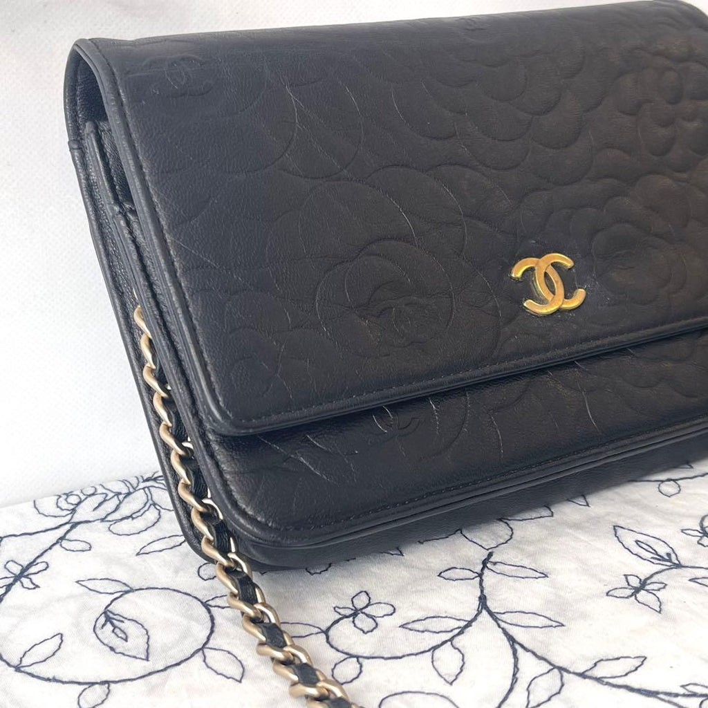 Chanel Chain Wallet Camellia Black Shoulder — view 3