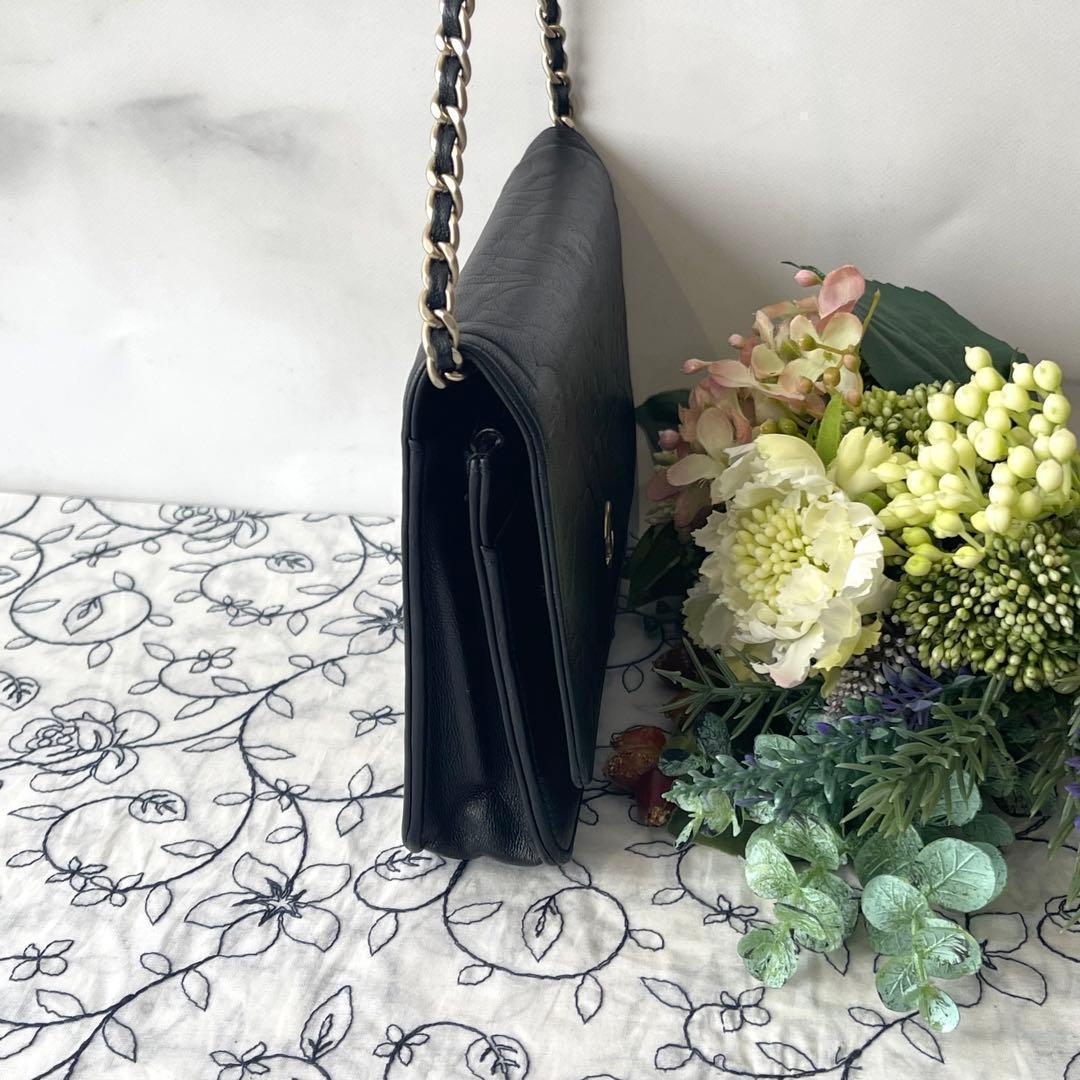 Chanel Chain Wallet Camellia Black Shoulder — view 5