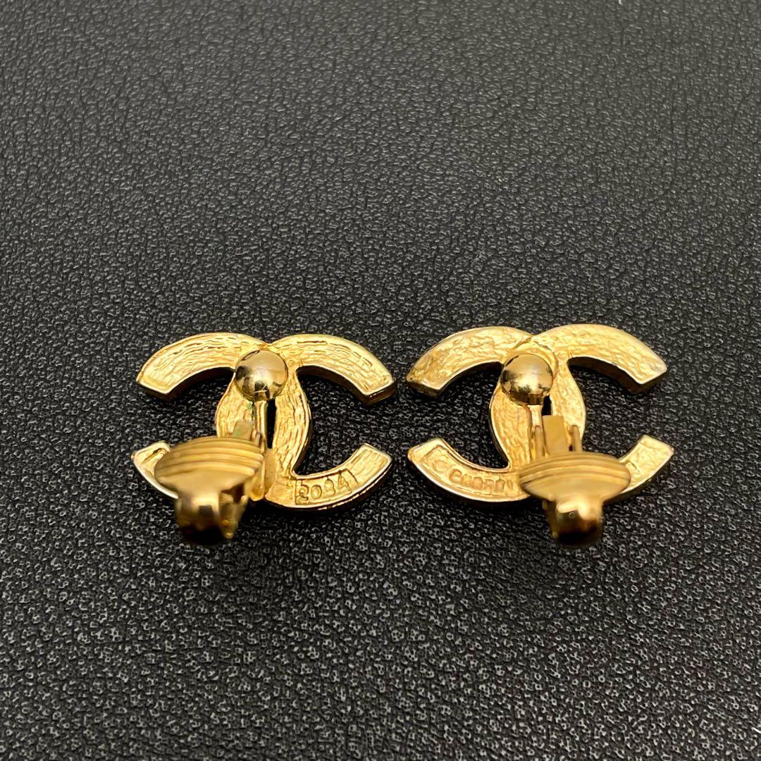 Chanel CC Logo Earrings Rhinestone Gold Icon — view 4
