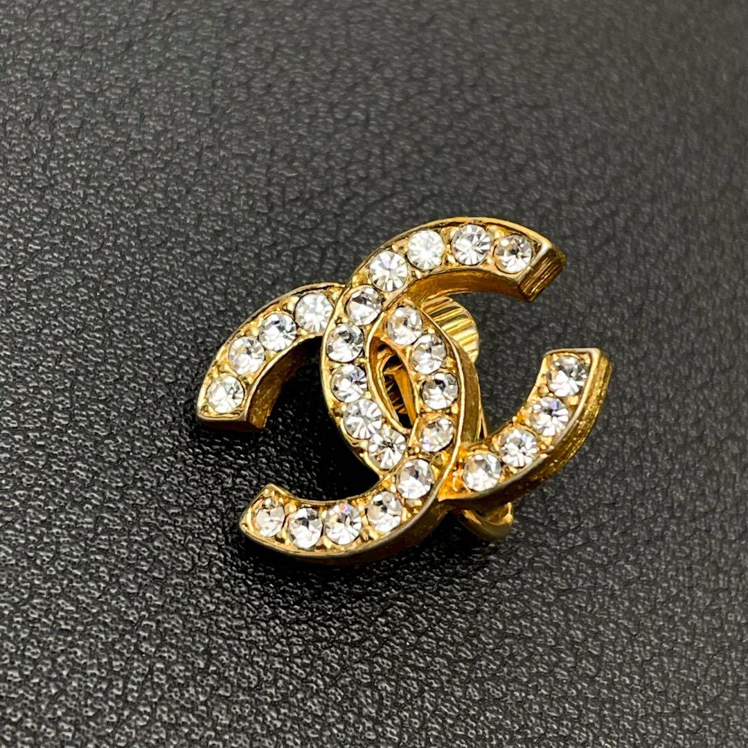 Chanel CC Logo Earrings Rhinestone Gold Icon — view 8