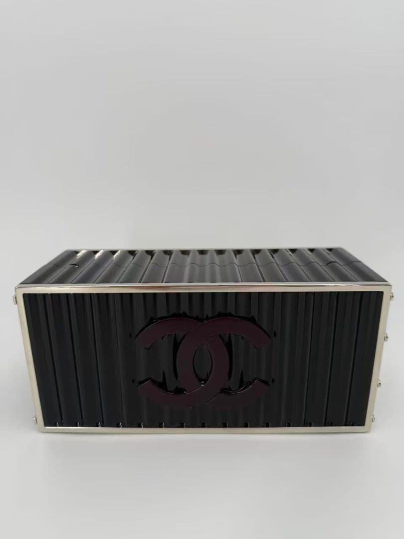 Chanel Paris Hamburg Container Bag — view 3