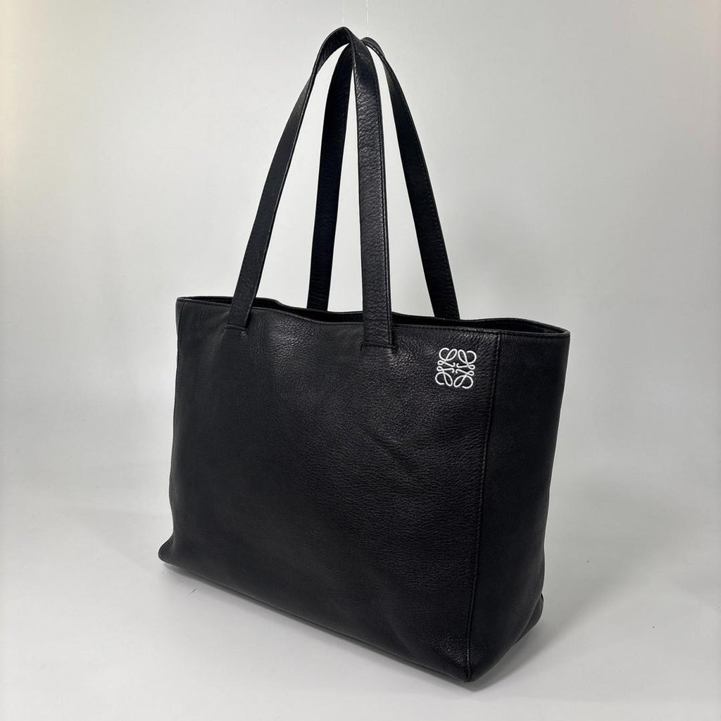 Loewe Super Anagram Tote Black — view 2