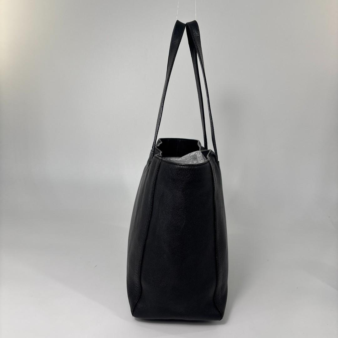 Loewe Super Anagram Tote Black — view 4