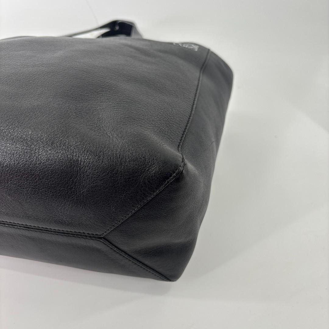 Loewe Super Anagram Tote Black — view 8