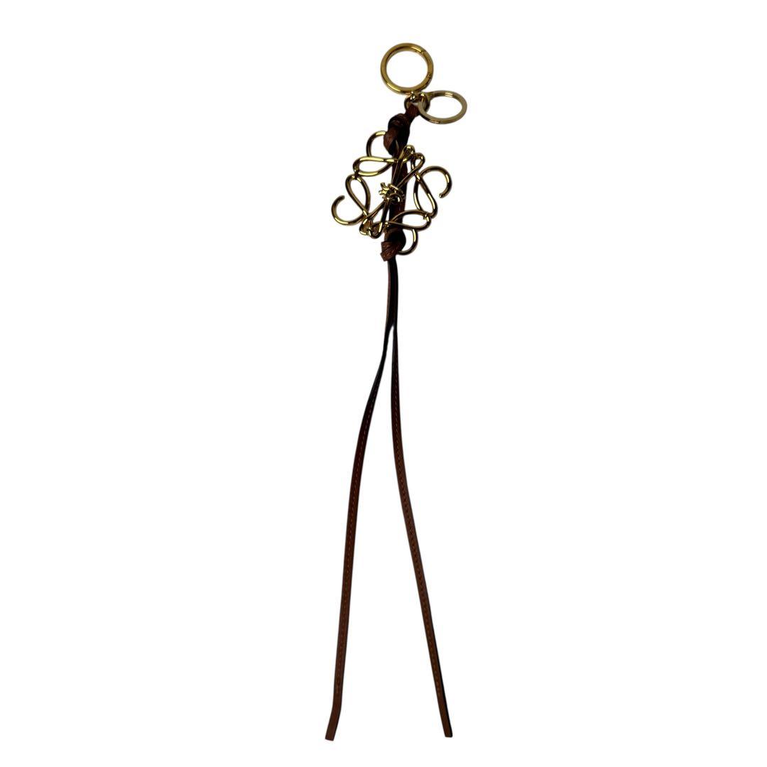 Loewe Anagram Bag Charm Gold — view 3
