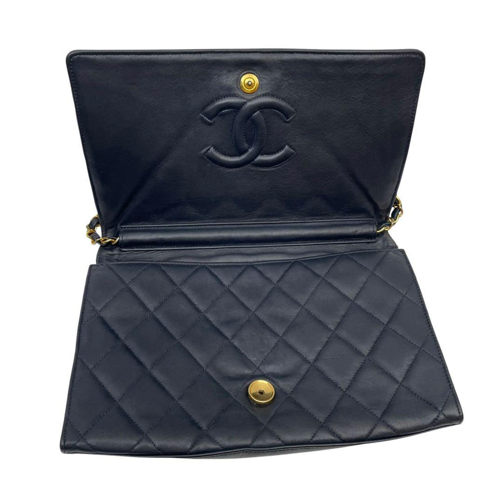 Chanel Quilted Lambskin Circle Logo Chain Shoulder — view 7