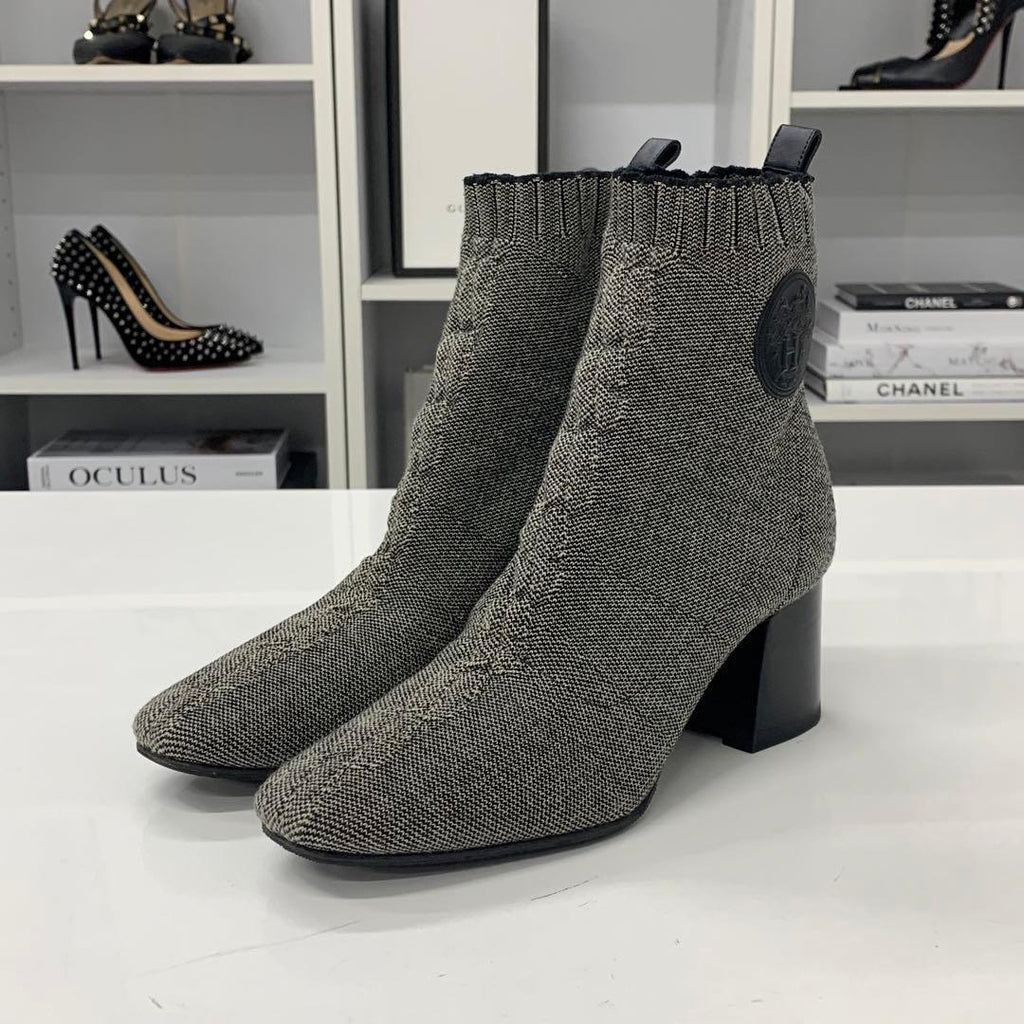 Hermes Vol Vert Knit Exlibris Short Boots Gray — view 3