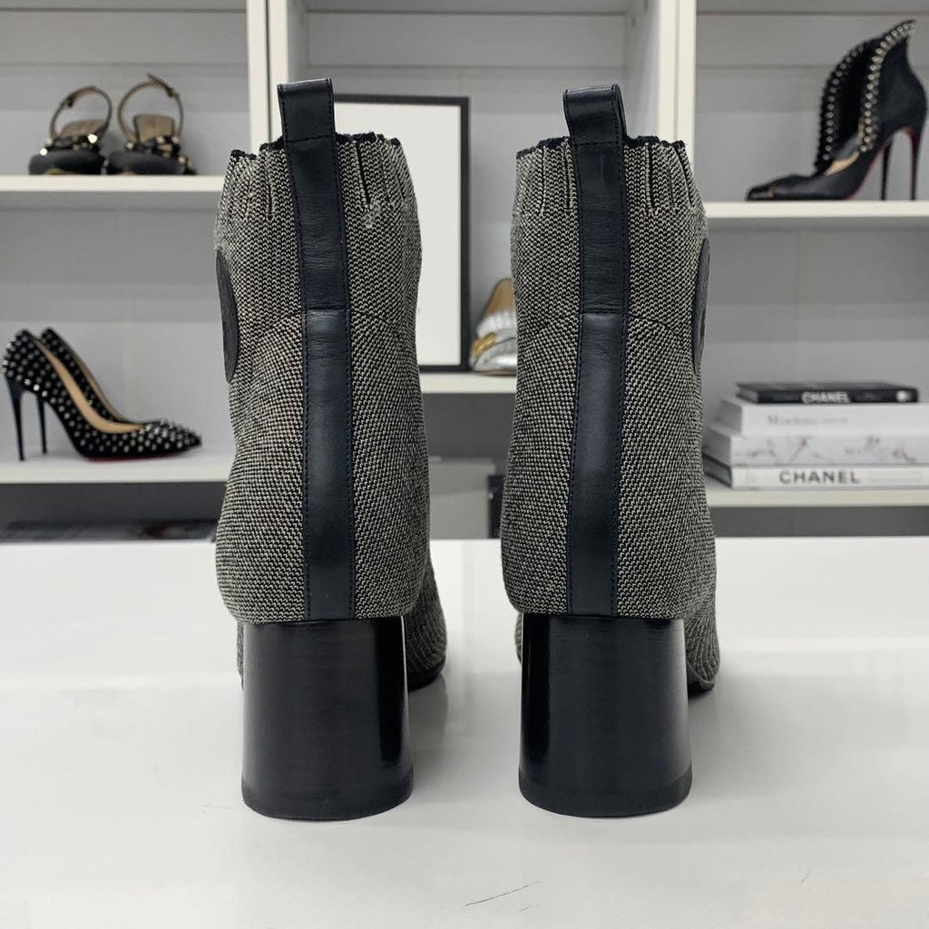 Hermes Vol Vert Knit Exlibris Short Boots Gray — view 6