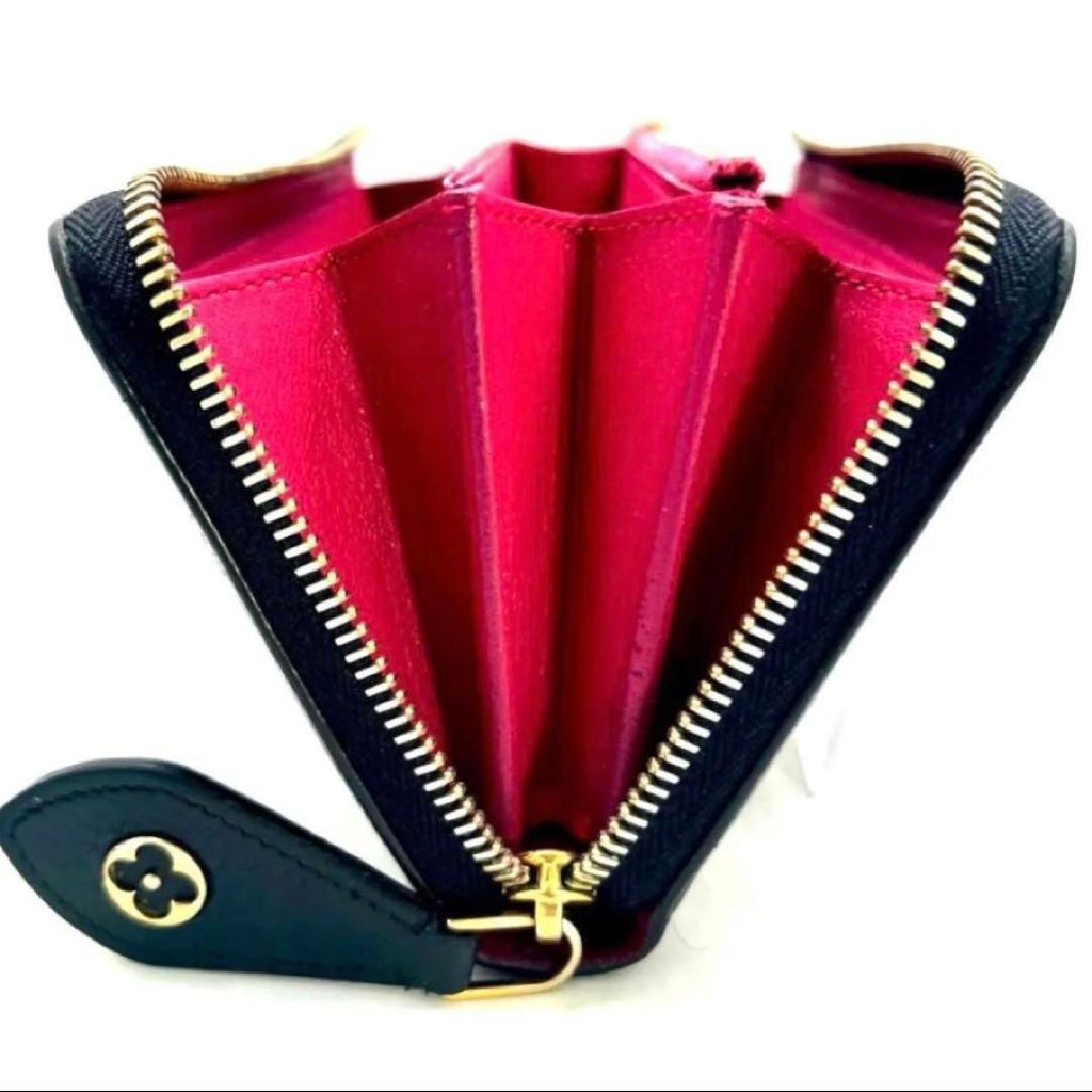 Louis Vuitton Taurillon Portefeuille Comet Zippy Wallet — view 2
