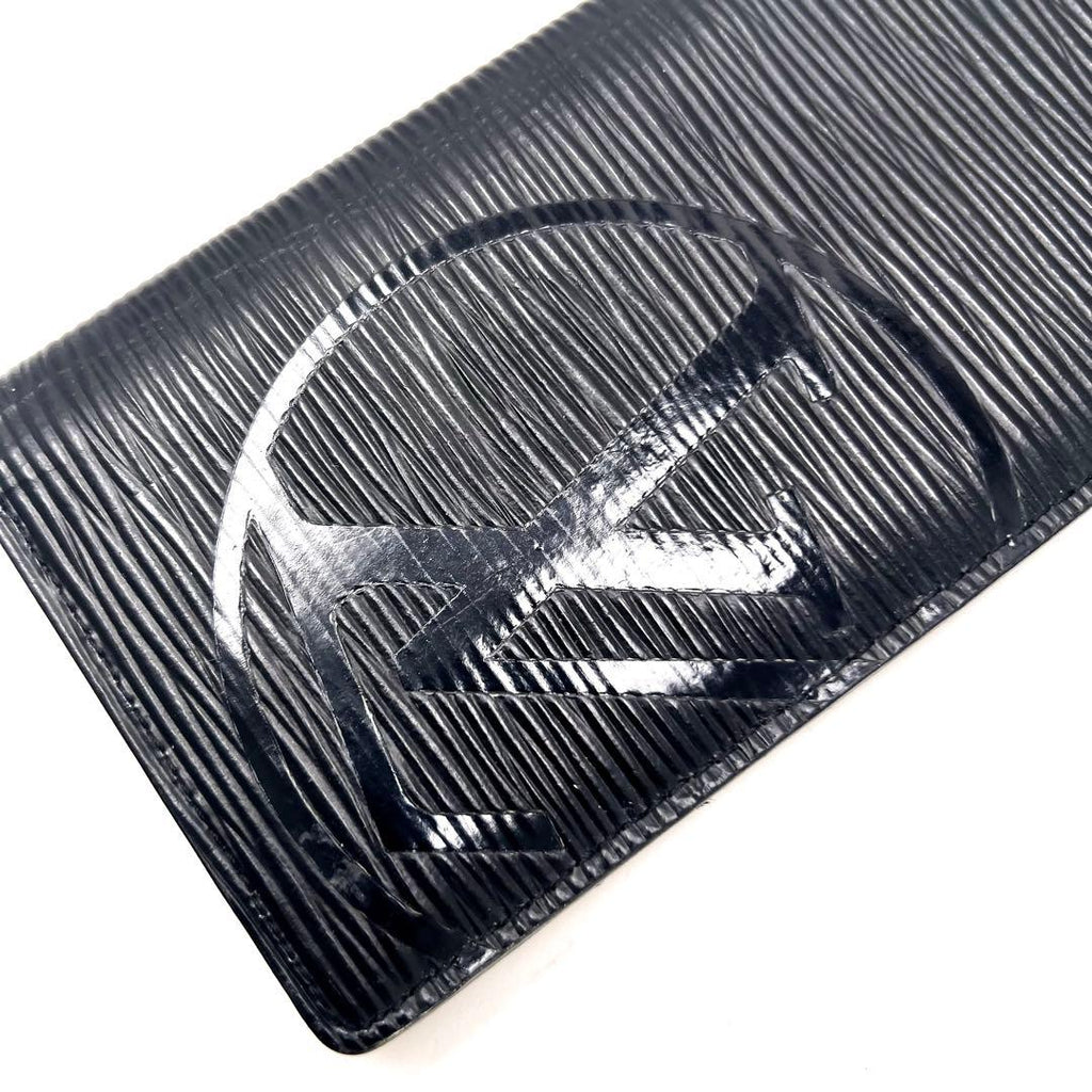 Louis Vuitton Epi LV Circle Portefeuille Plaza Black Wallet — view 2