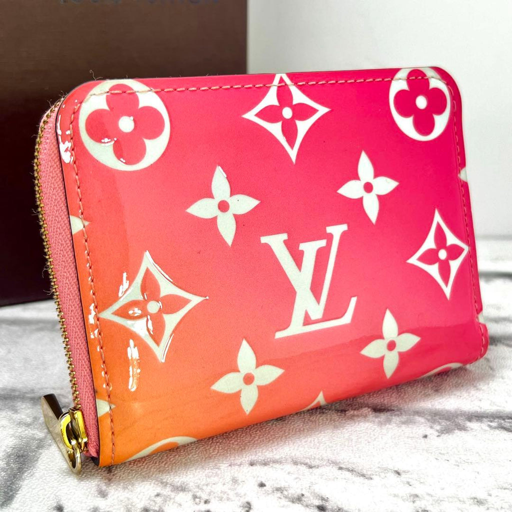 Louis Vuitton Valentine's Day Limited Vernis Sunrise Zippy Coin Purse