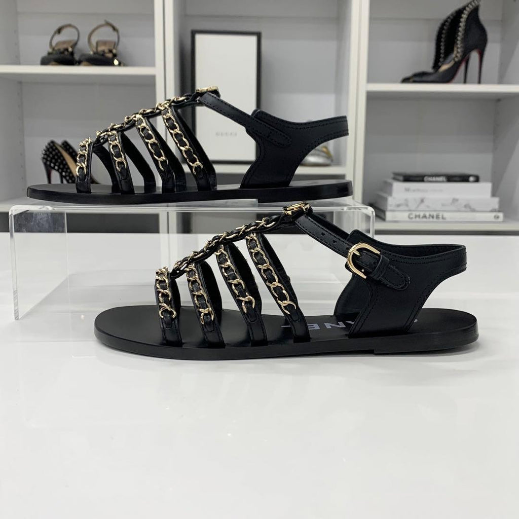 Chanel CC Logo Leather Chain Flat Sandals Black — view 3