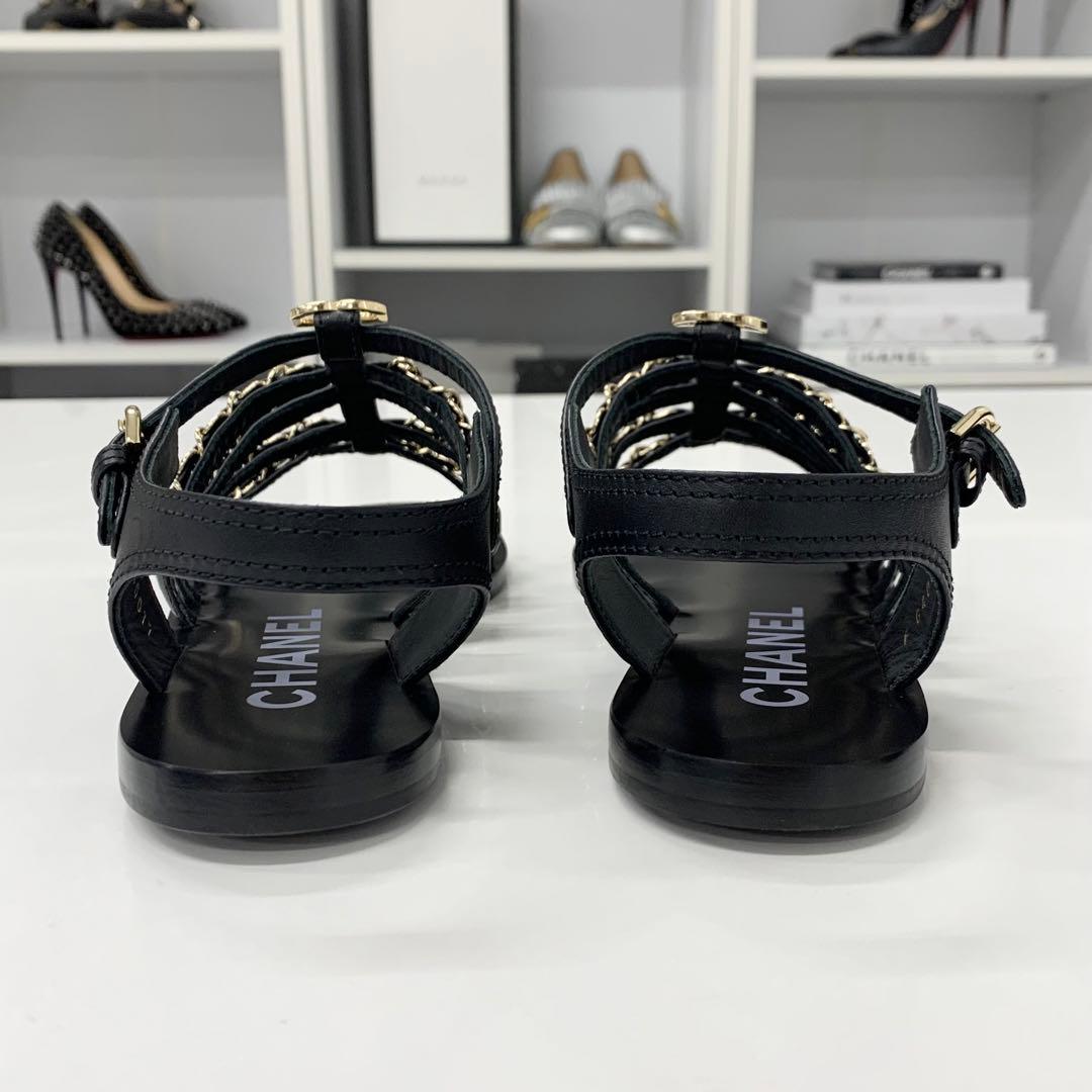 Chanel CC Logo Leather Chain Flat Sandals Black — view 5