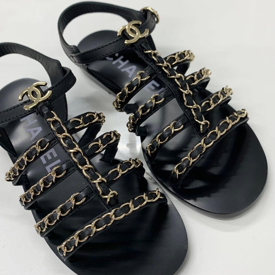 Chanel CC Logo Leather Chain Flat Sandals Black — view 9