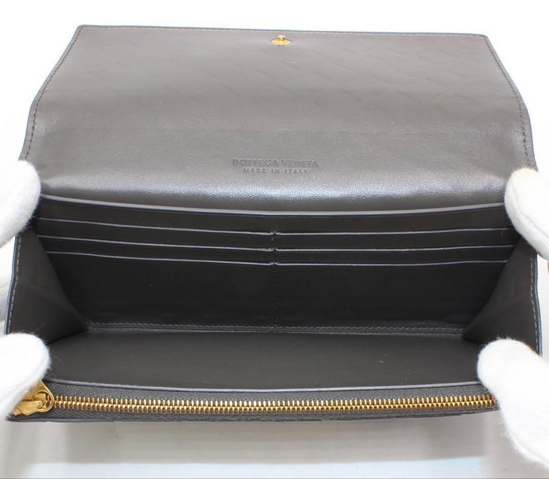 Bottega Veneta Intrecciato Leather Bifold Wallet — view 7