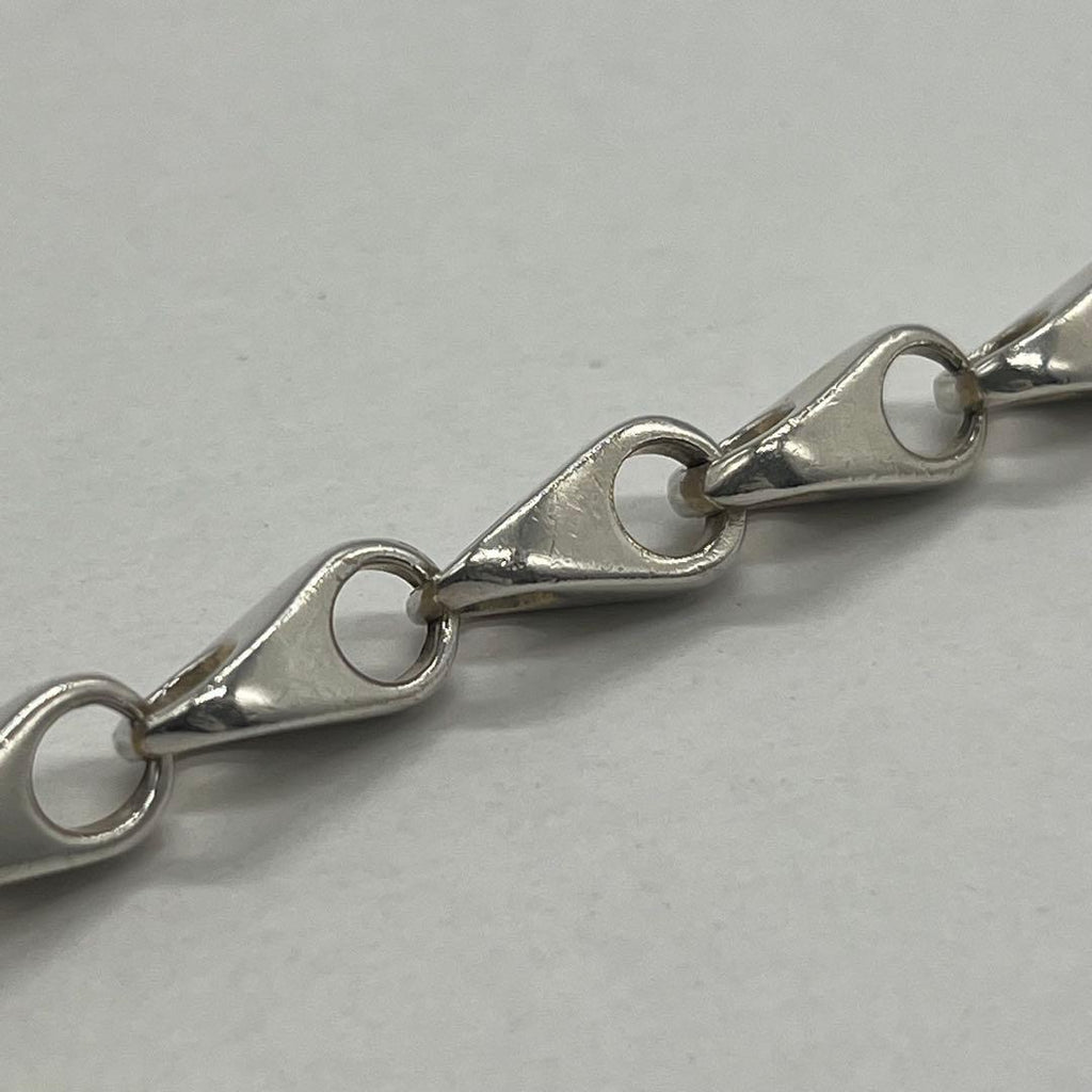 Gucci Teardrop Link Chain Bracelet — view 9