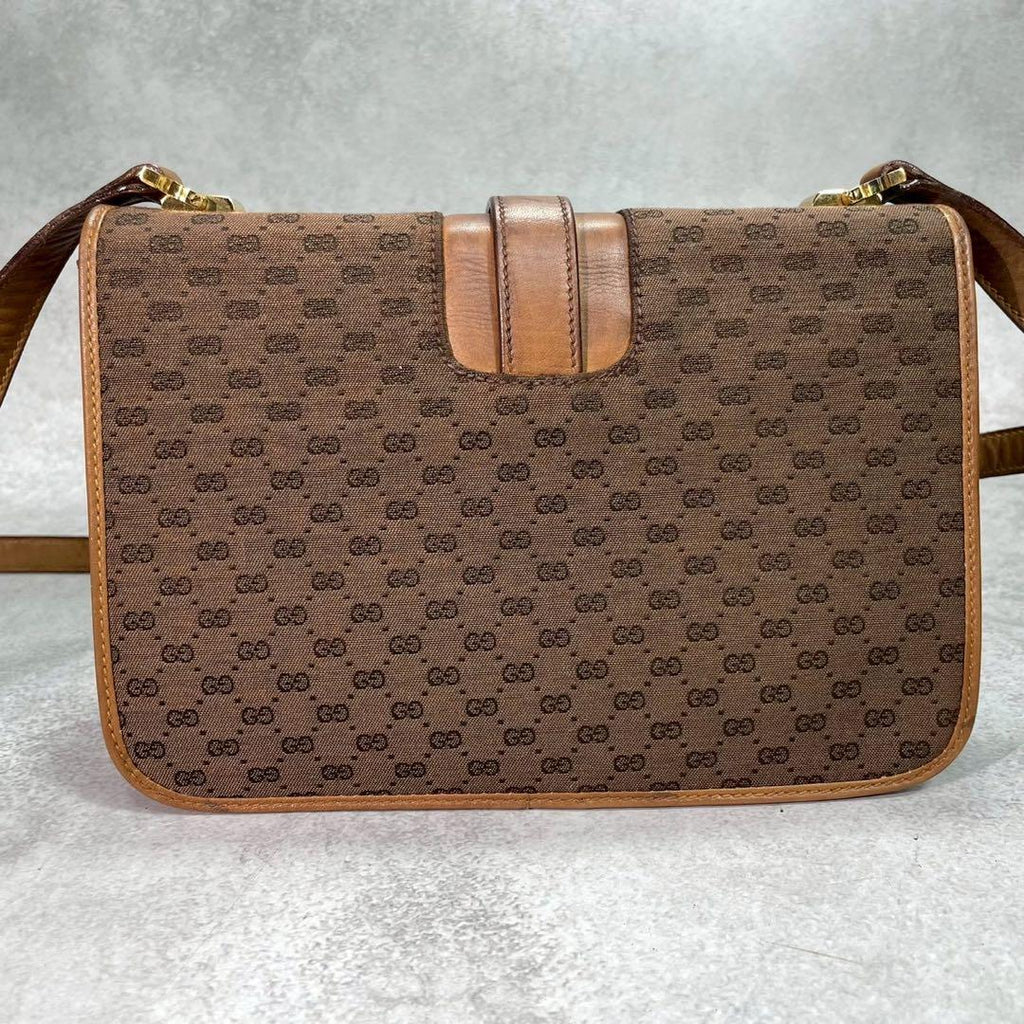 Gucci GG Shoulder Bag Brown Beige Leather Logo — view 3