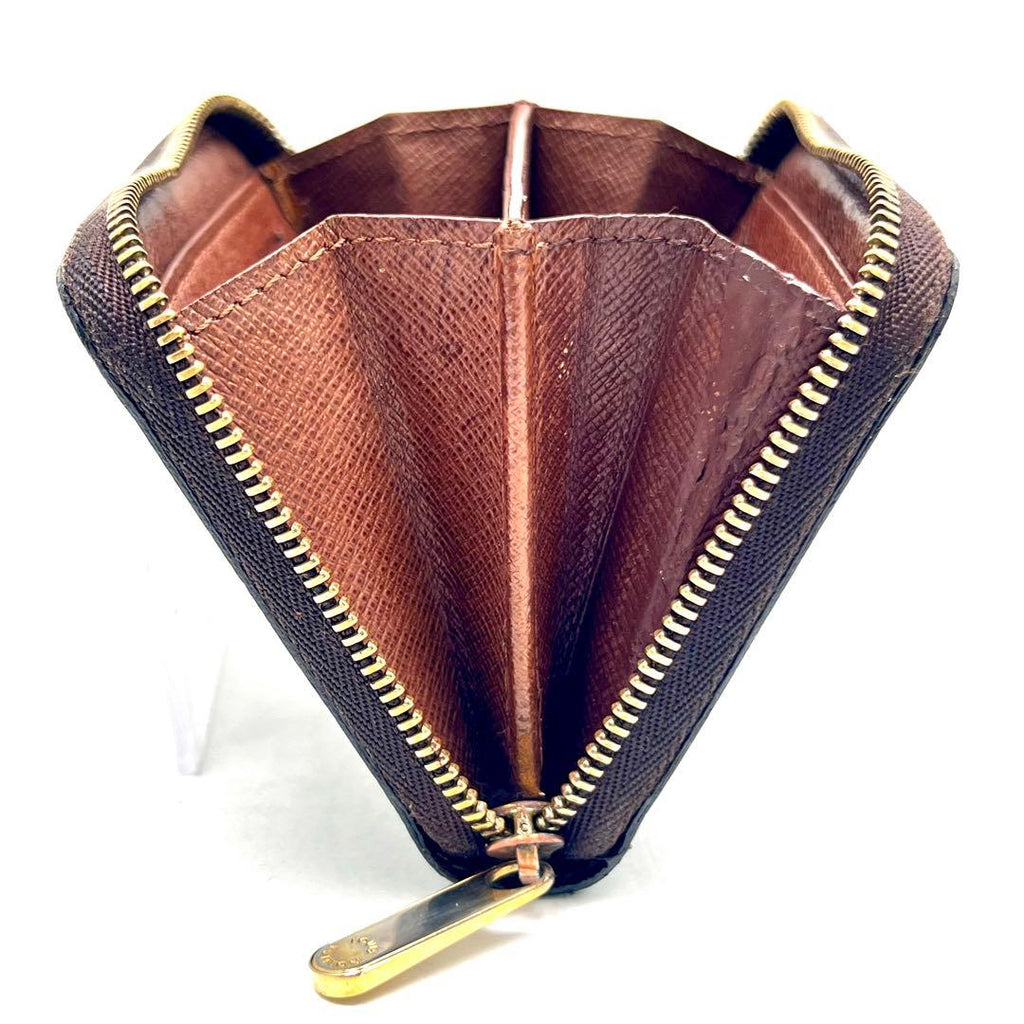 Louis Vuitton Monogram Zippy Coin Purse Round Zip — view 2