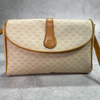 Gucci GG Shoulder Bag Brown Beige Leather Logo — view 2
