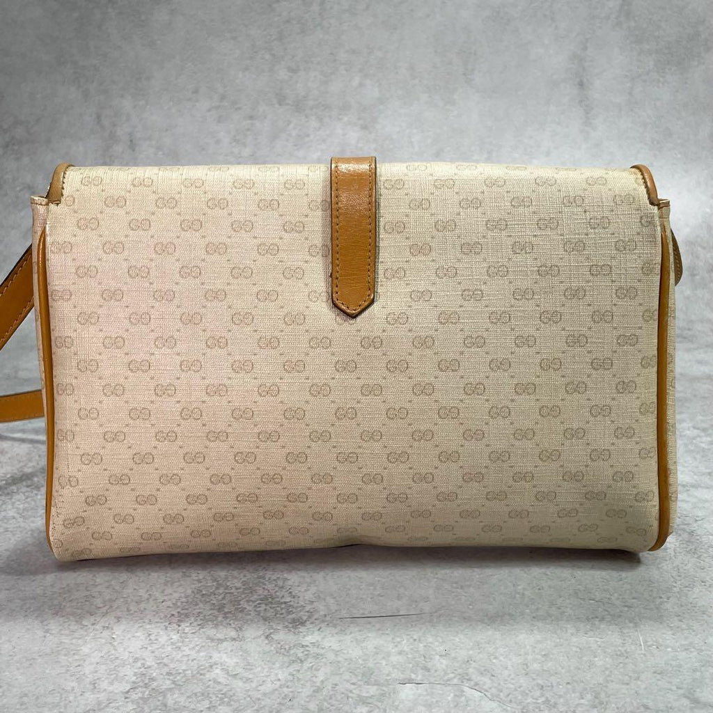 Gucci GG Shoulder Bag Brown Beige Leather Logo — view 3