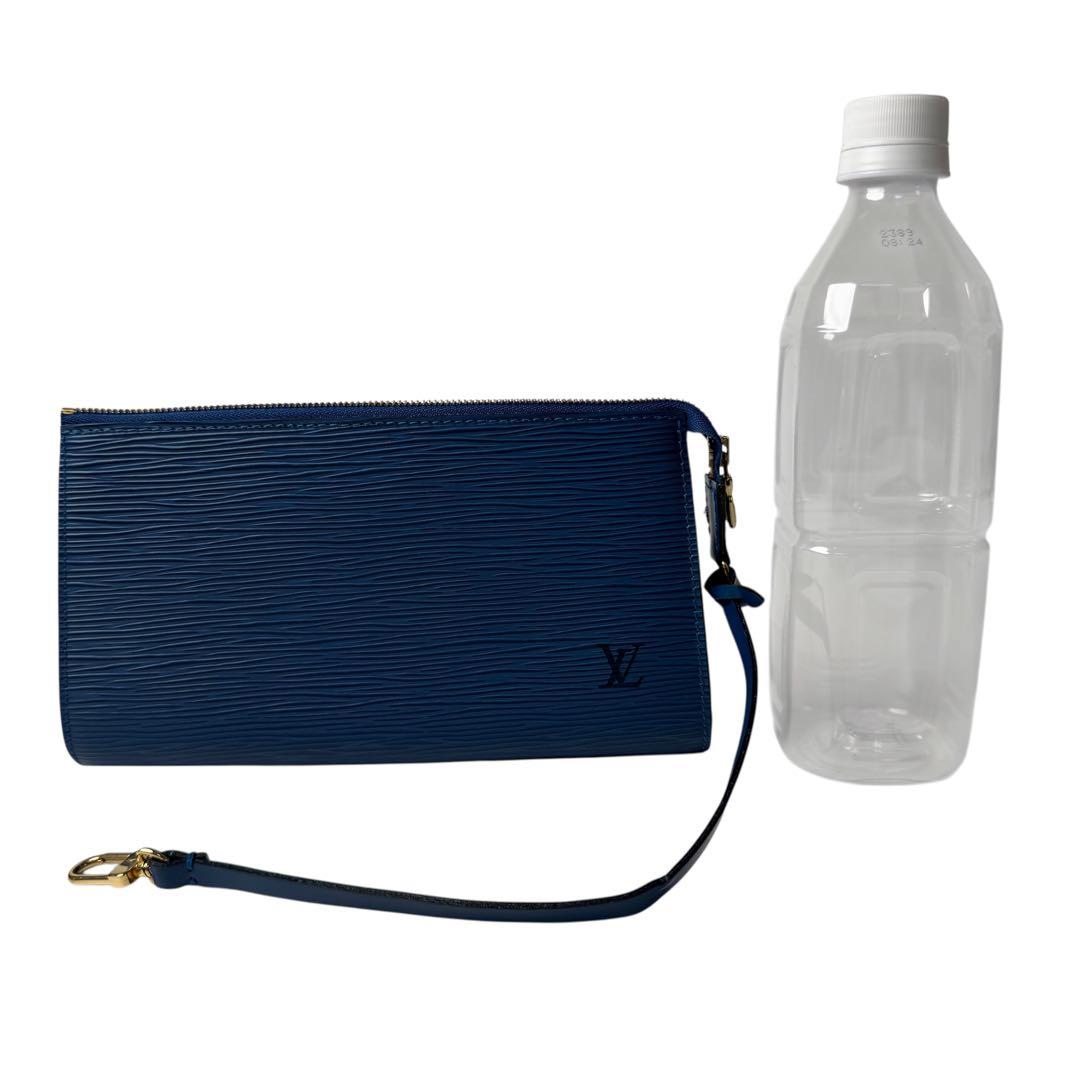 Louis Vuitton LV Epi Pochette Blue Pouch — view 8