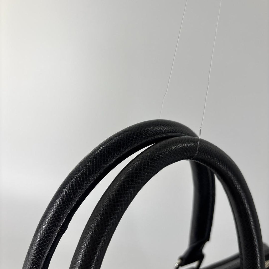 Louis Vuitton Super Taiga Porte Documents PM Noir Business Bag Black — view 6