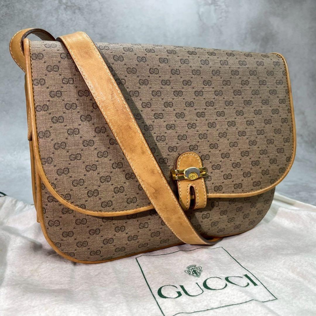 Gucci GG Shoulder Bag Brown Leather Gold