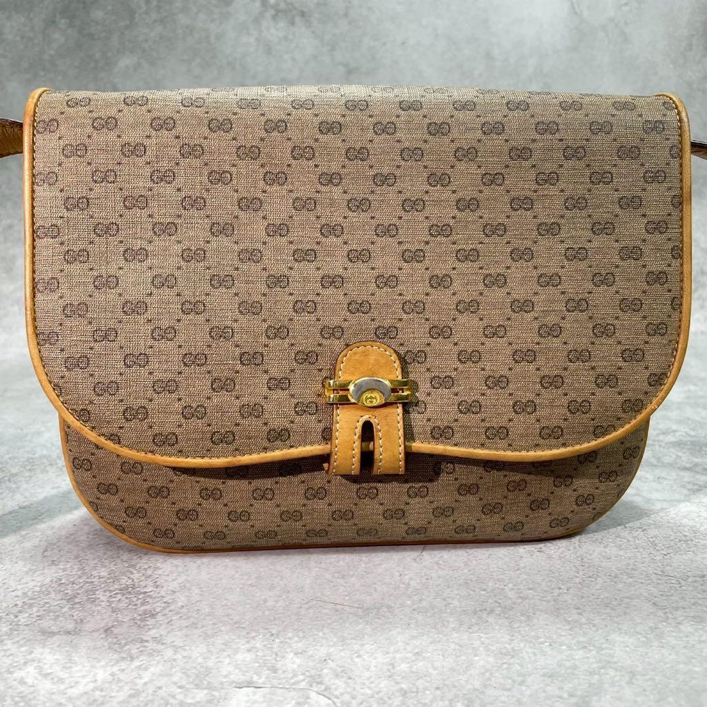 Gucci GG Shoulder Bag Brown Leather Gold — view 2