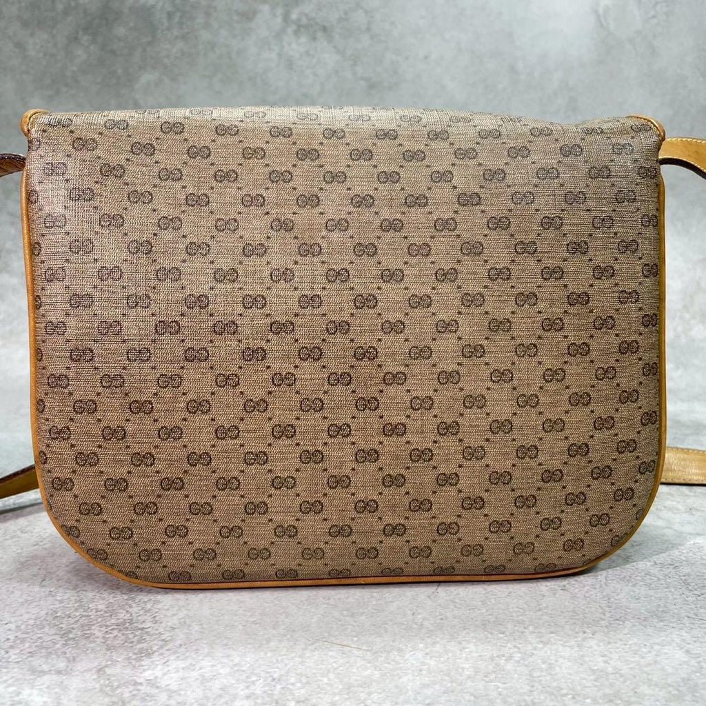 Gucci GG Shoulder Bag Brown Leather Gold — view 3