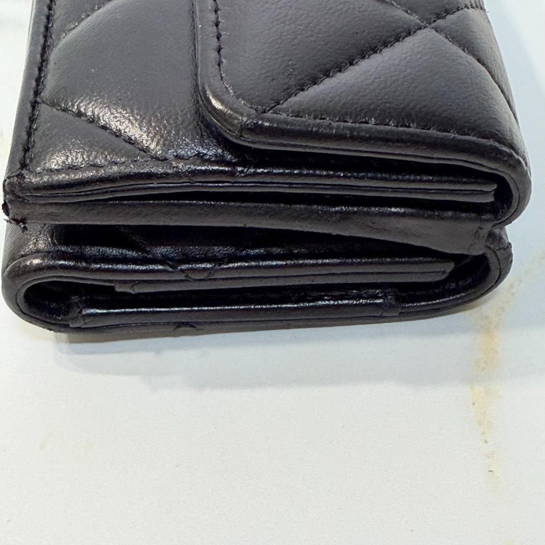 Chanel 19 Dixneuf Small Flap Wallet Trifold — view 7