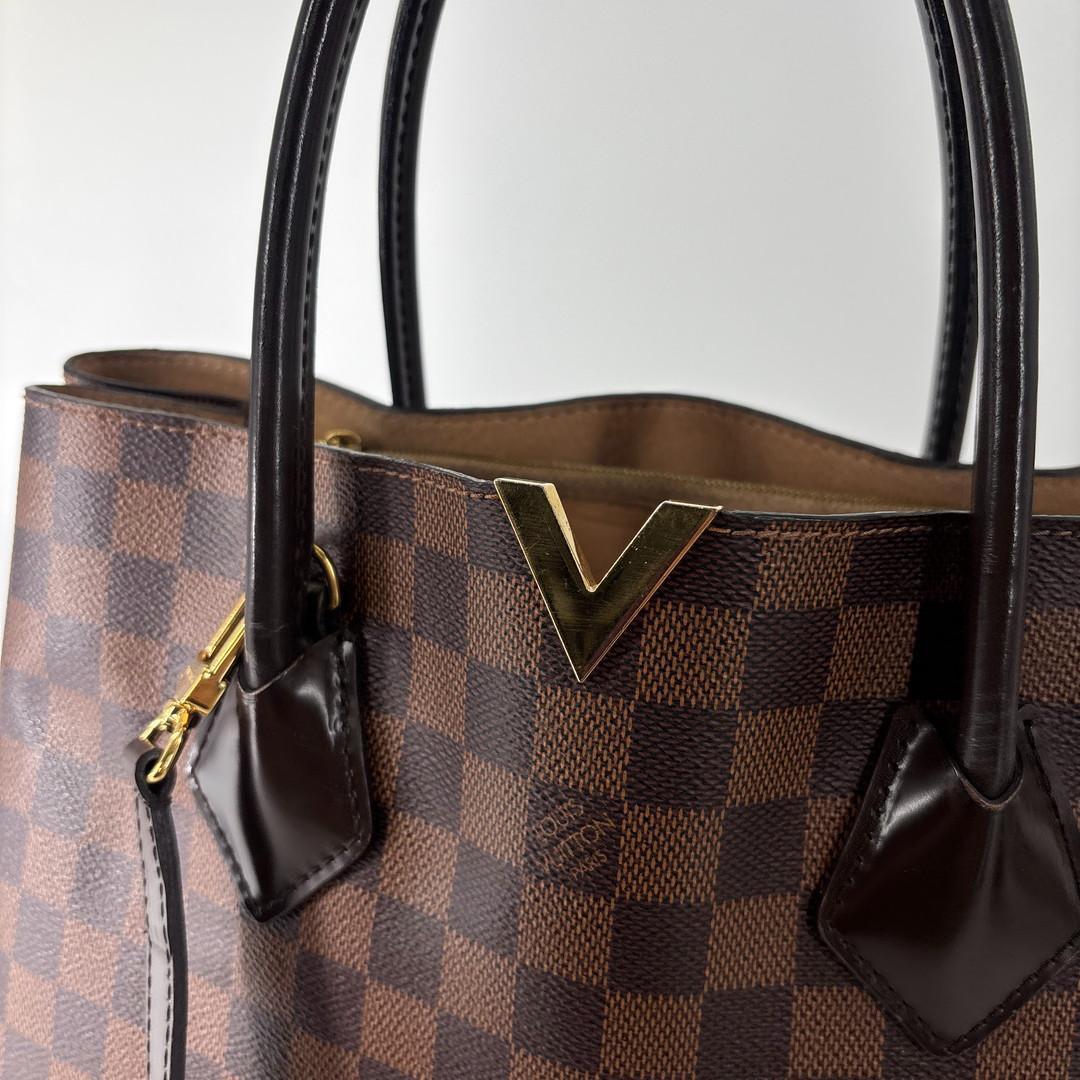 Louis Vuitton Super Damier Kensington Brown Tote — view 7