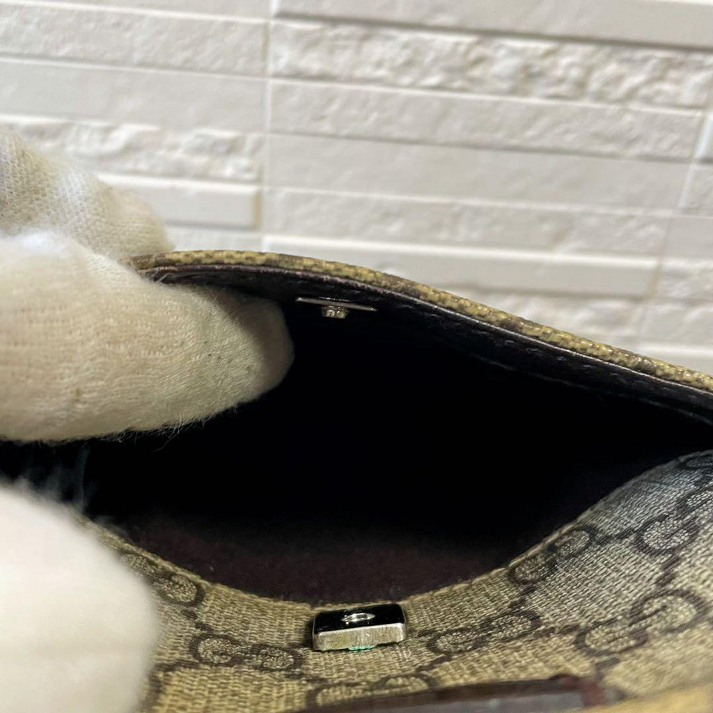 Gucci GG Supreme Leather Messenger Shoulder Bag — view 8