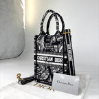 Dior Plan de Paris Book Tote Shoulder — view 2