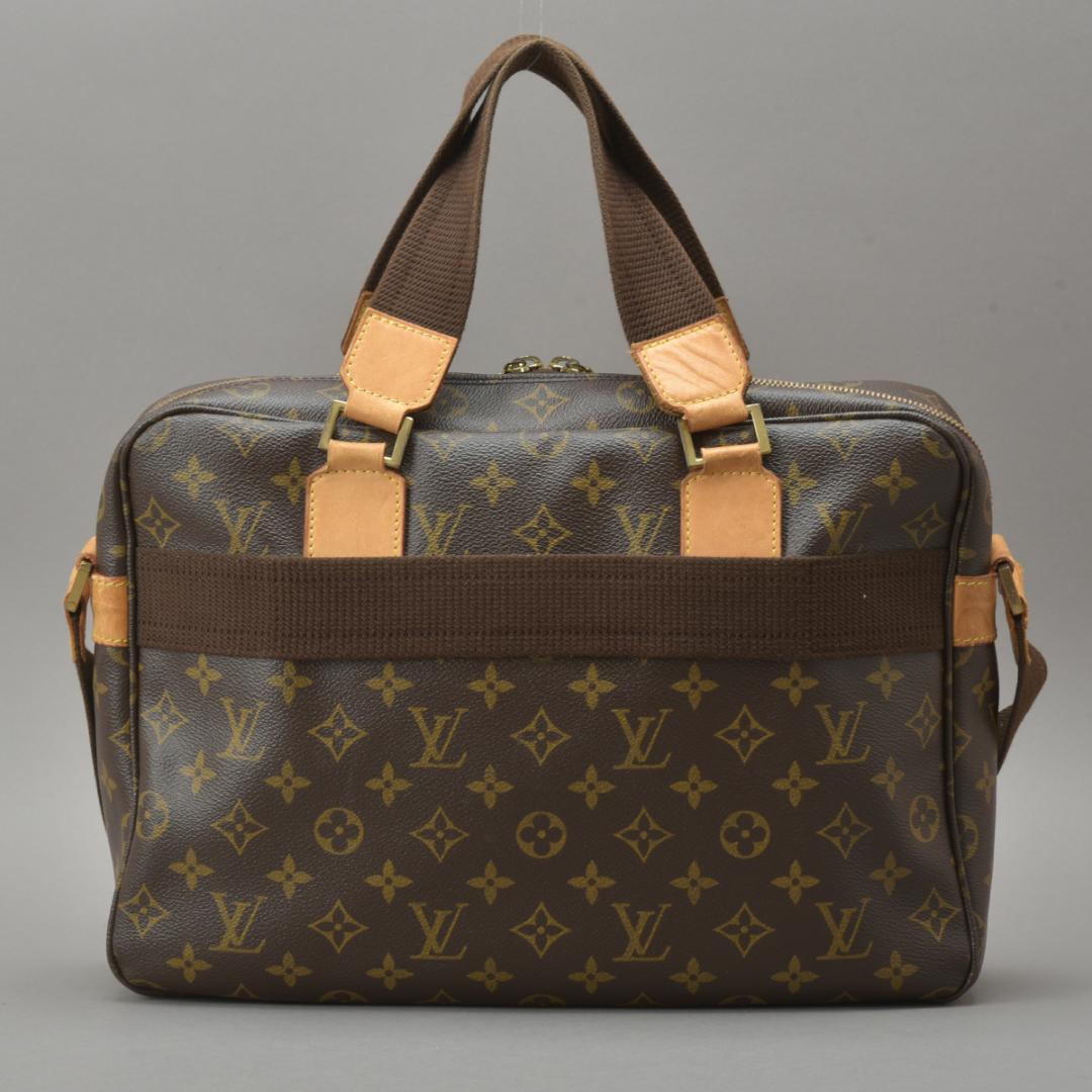 Louis Vuitton Sac Bosford 2-Way Handbag Monogram — view 3