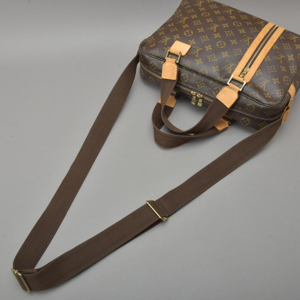 Louis Vuitton Sac Bosford 2-Way Handbag Monogram — view 4