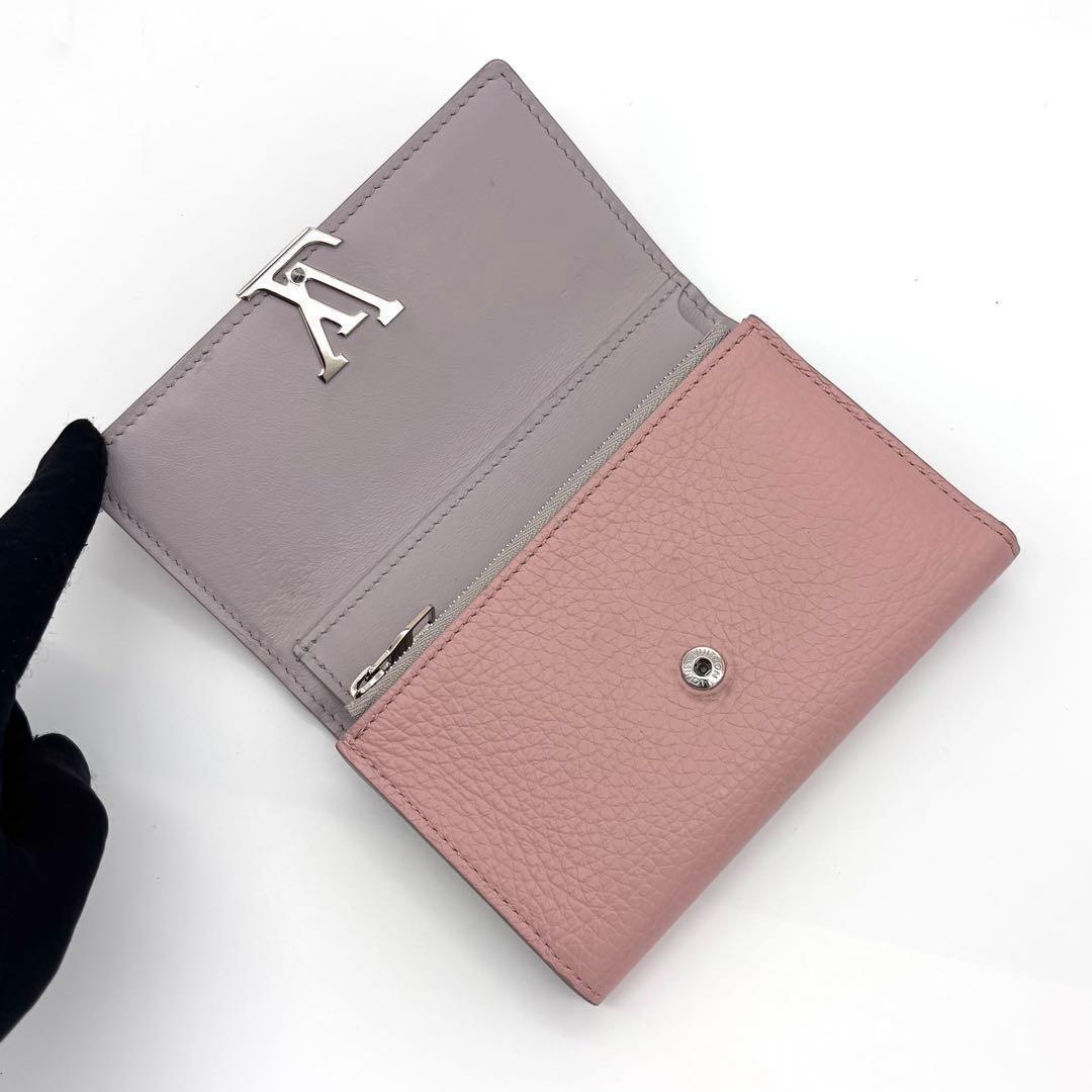 Louis Vuitton Portefeuille Capucines Compact Trifold Wallet Pink — view 3