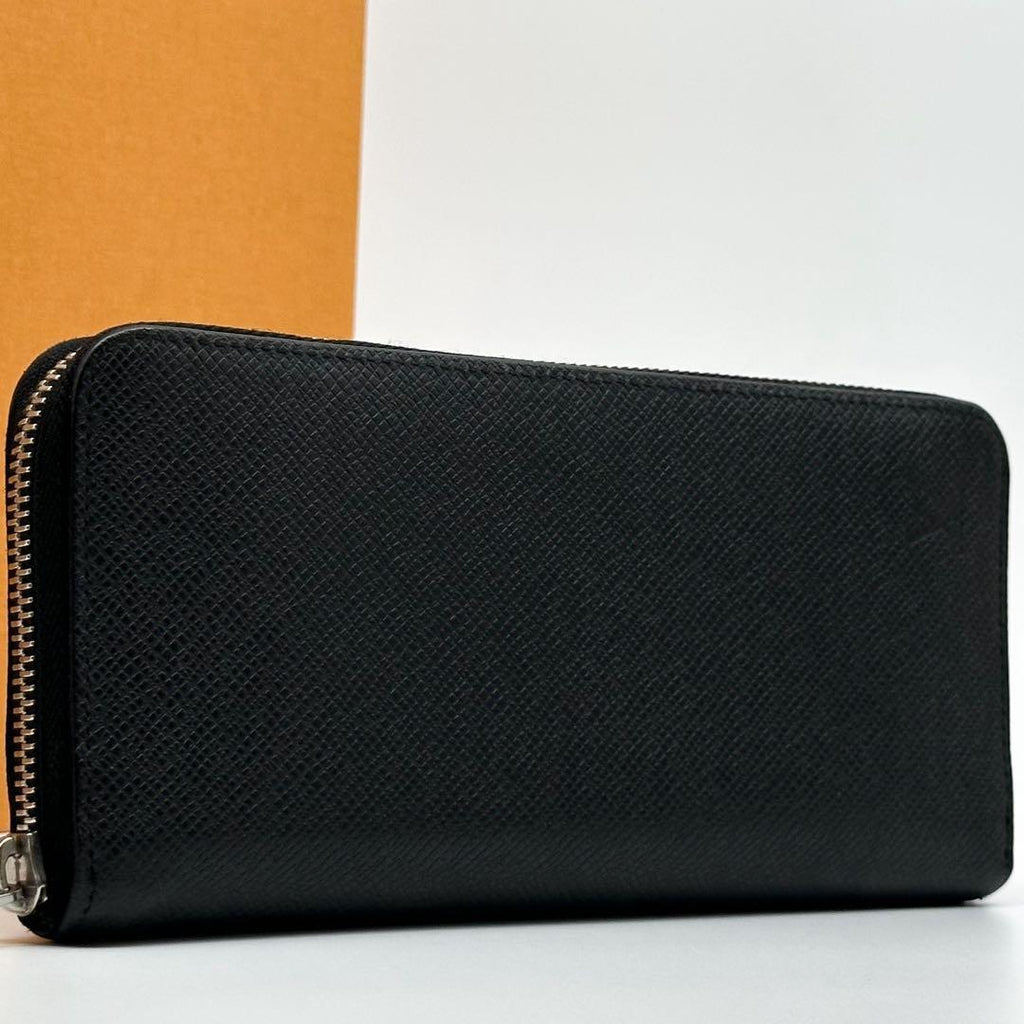 Louis Vuitton Zippy Wallet Vertical Taiga Black