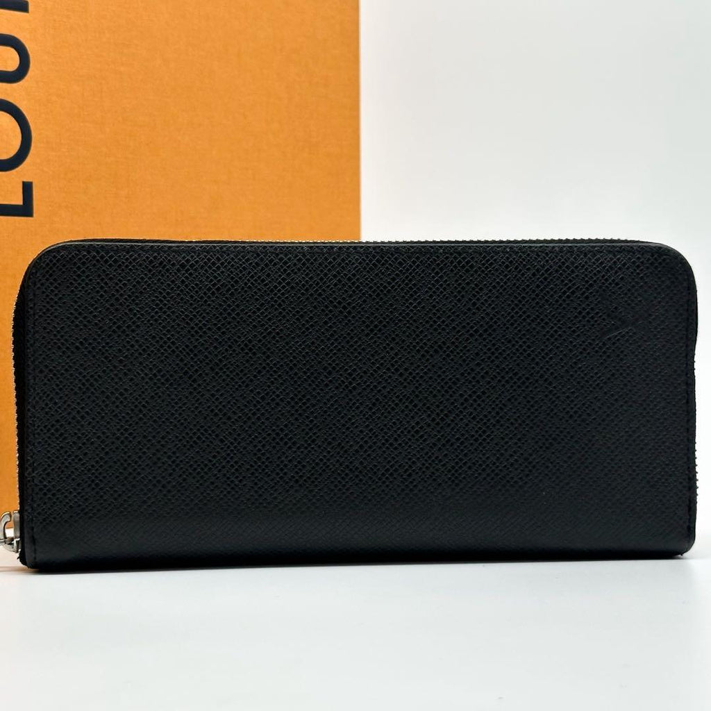 Louis Vuitton Zippy Wallet Vertical Taiga Black — view 2
