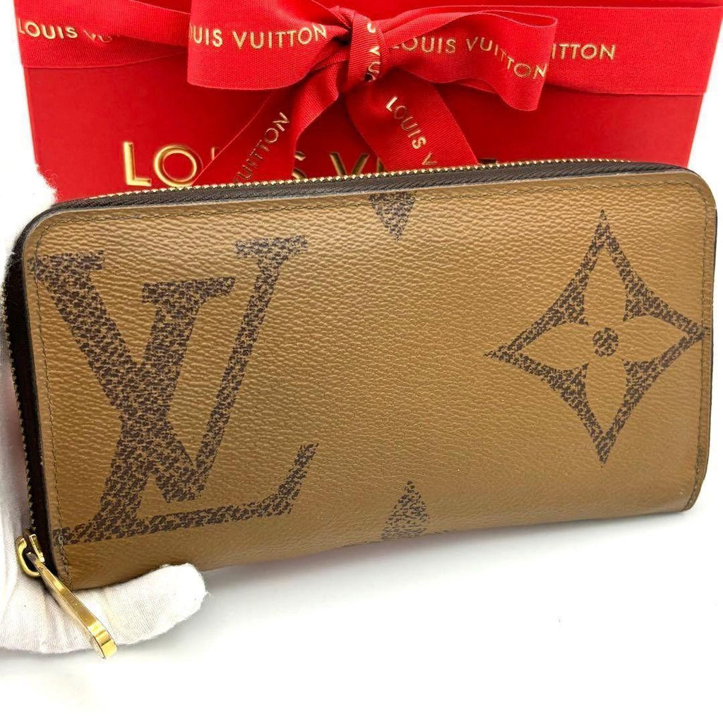 Louis Vuitton Monogram Giant Zippy Wallet Brown