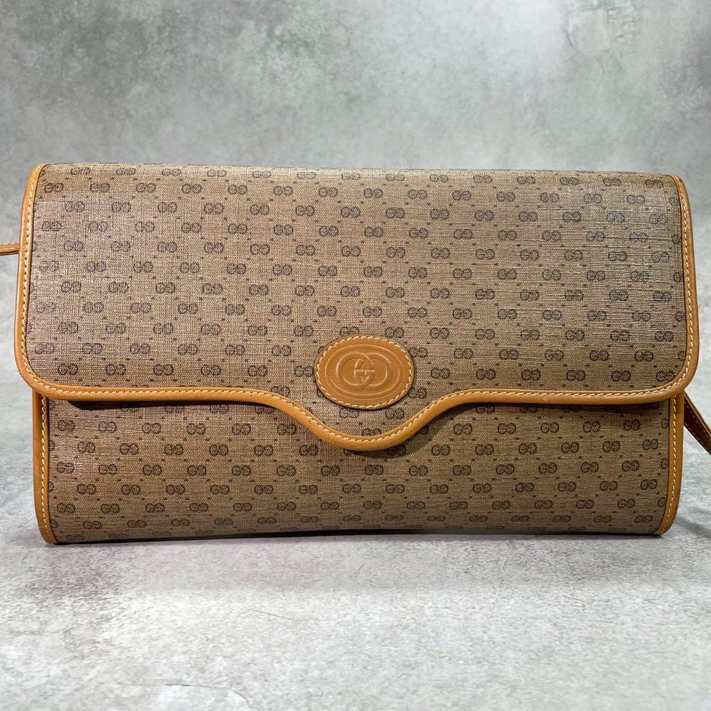 Gucci GG Shoulder Bag Brown Beige Logo Leather — view 2
