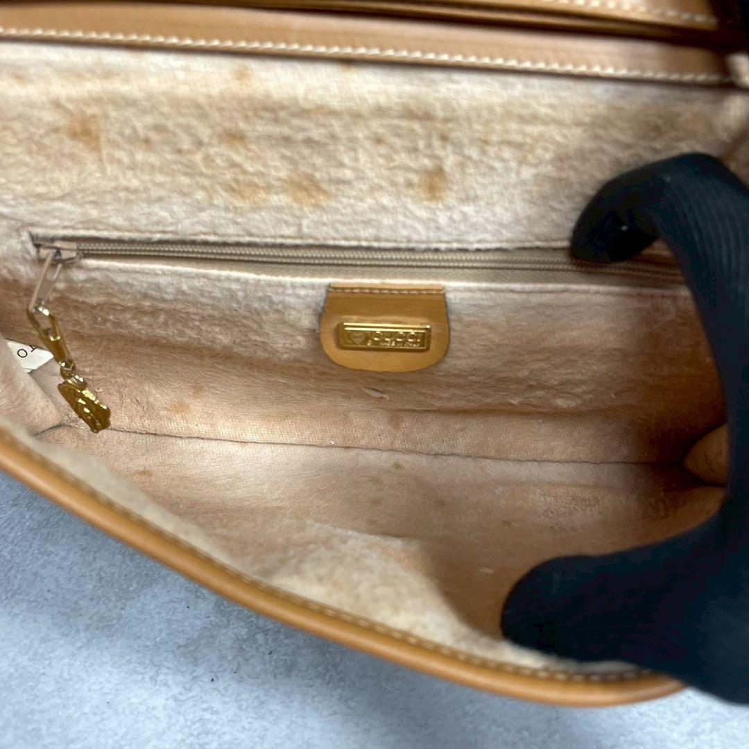 Gucci GG Shoulder Bag Brown Beige Logo Leather — view 5
