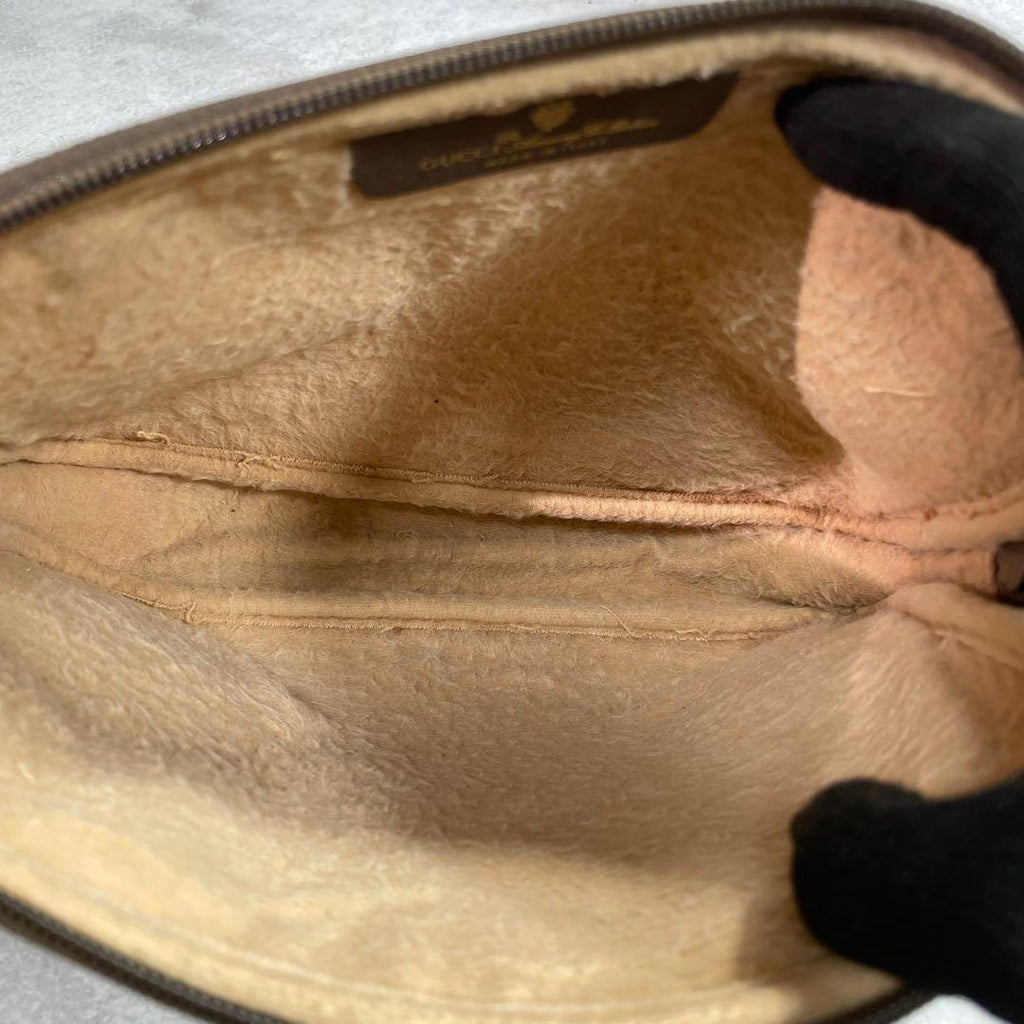 Gucci GG Shoulder Bag Brown Beige Leather Logo — view 5