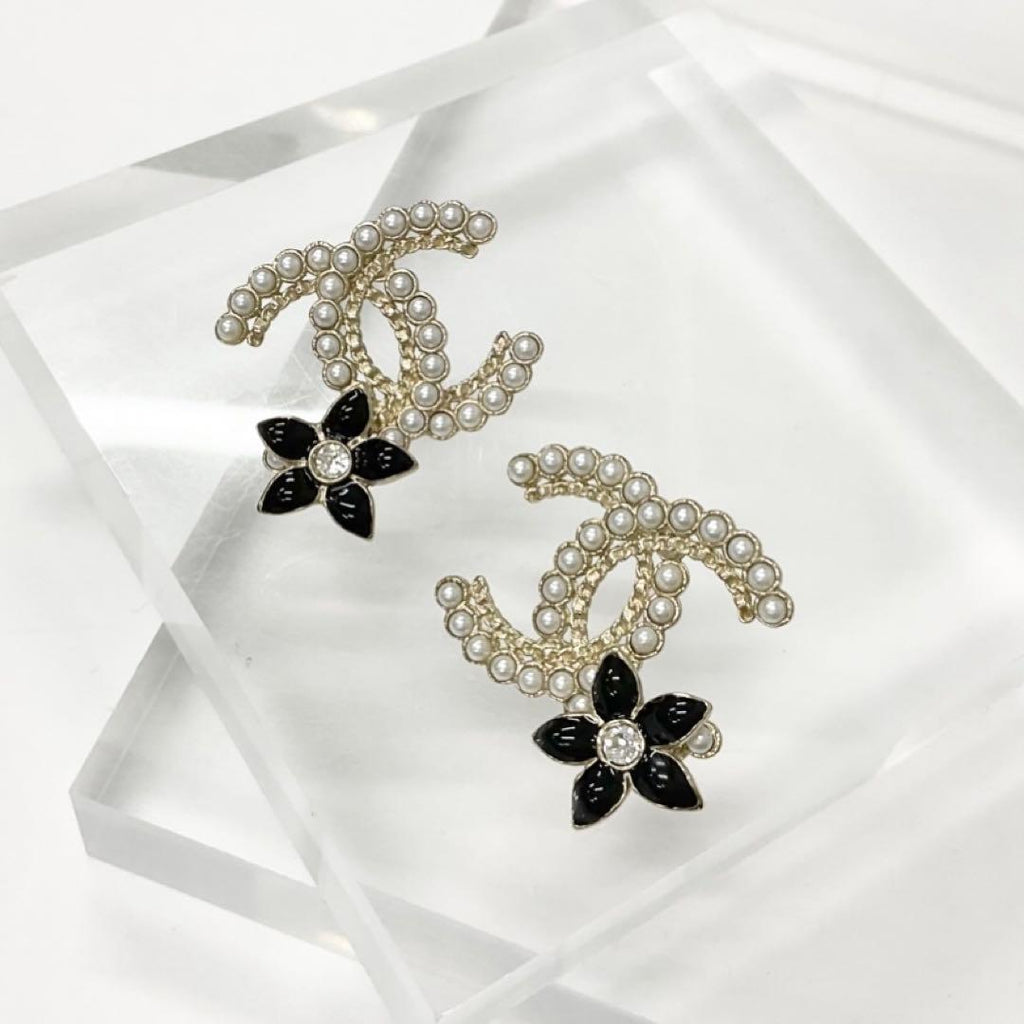Chanel Earrings CC Logo Pearl Rhinestone Flower Gold