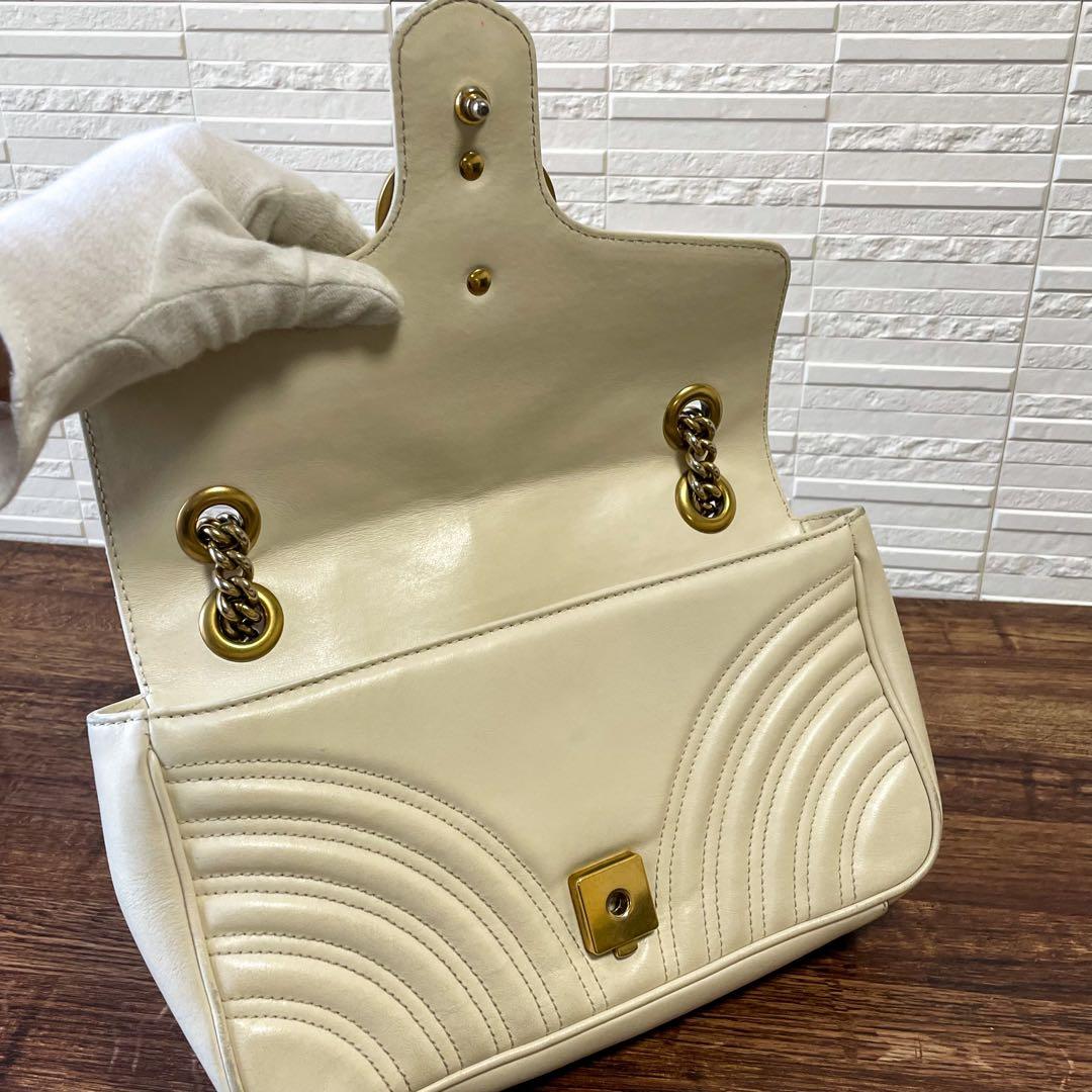 Gucci GG Marmont Leather Chain Shoulder Bag White — view 8