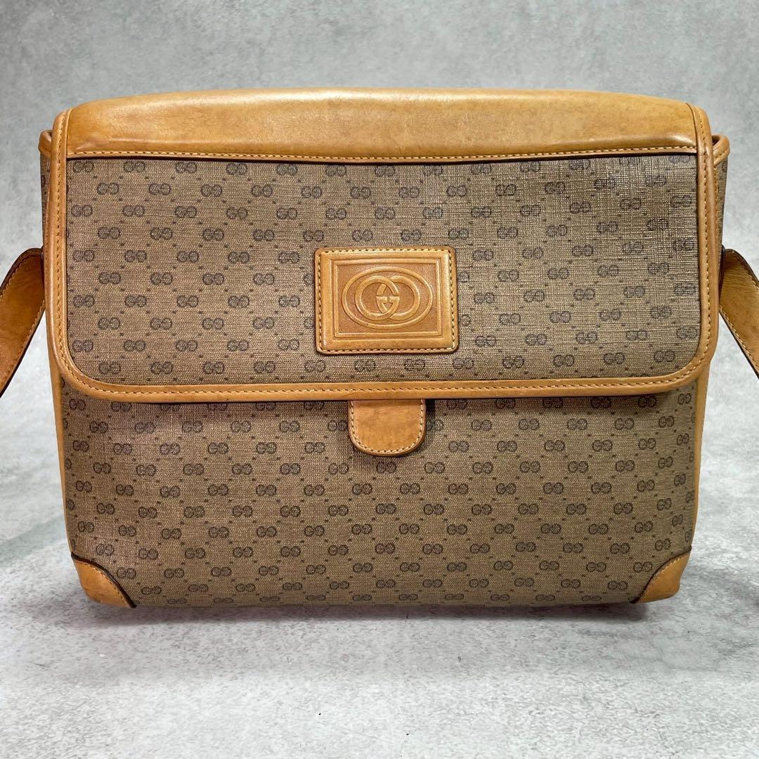 Gucci GG Shoulder Bag Brown Beige Logo Leather — view 2