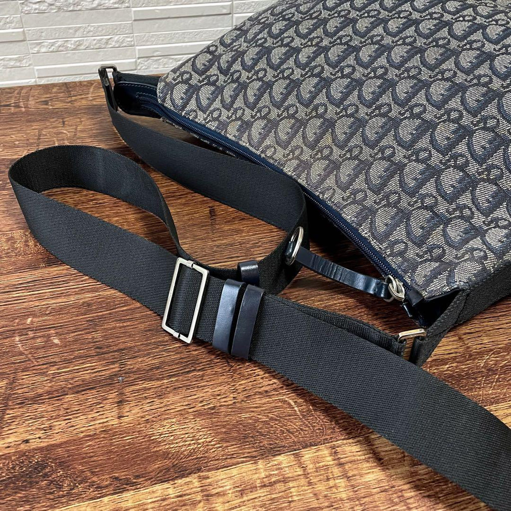 Dior Trotter Canvas Shoulder Bag All Over Pattern Large Navy — view 6