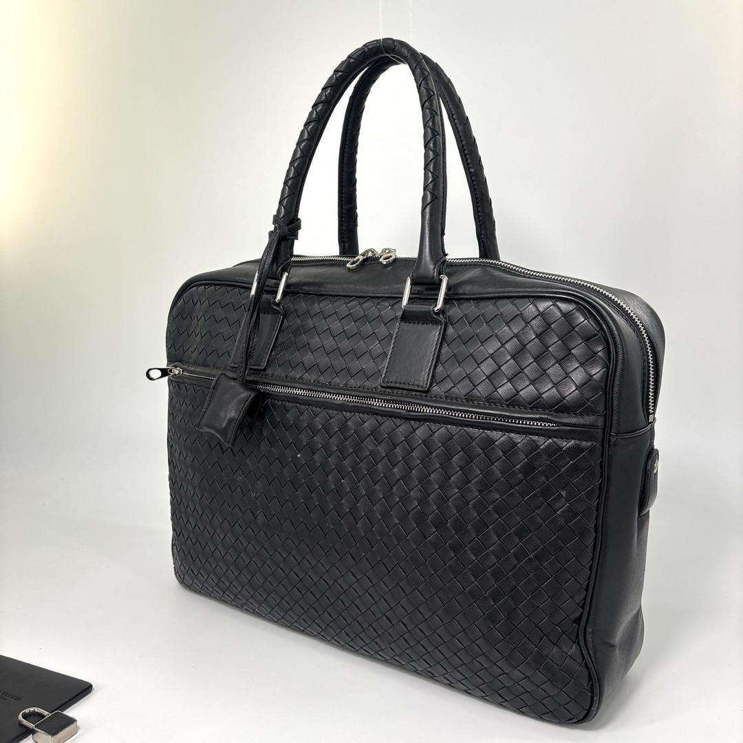 Bottega Veneta Super Intretchart Business Bag Black — view 2