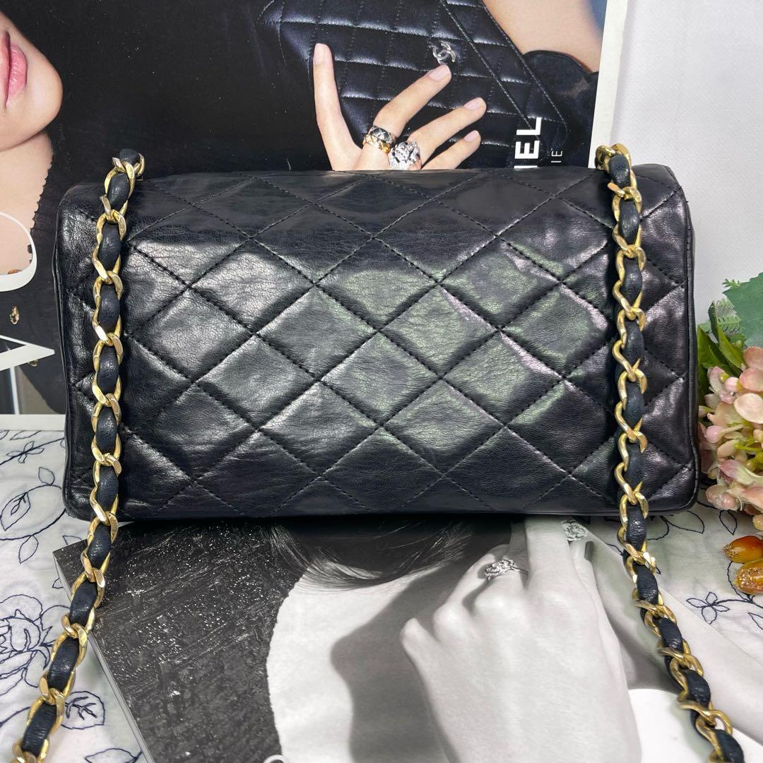 Chanel Vintage CC Logo Quilted Chain Shoulder Bag — view 3