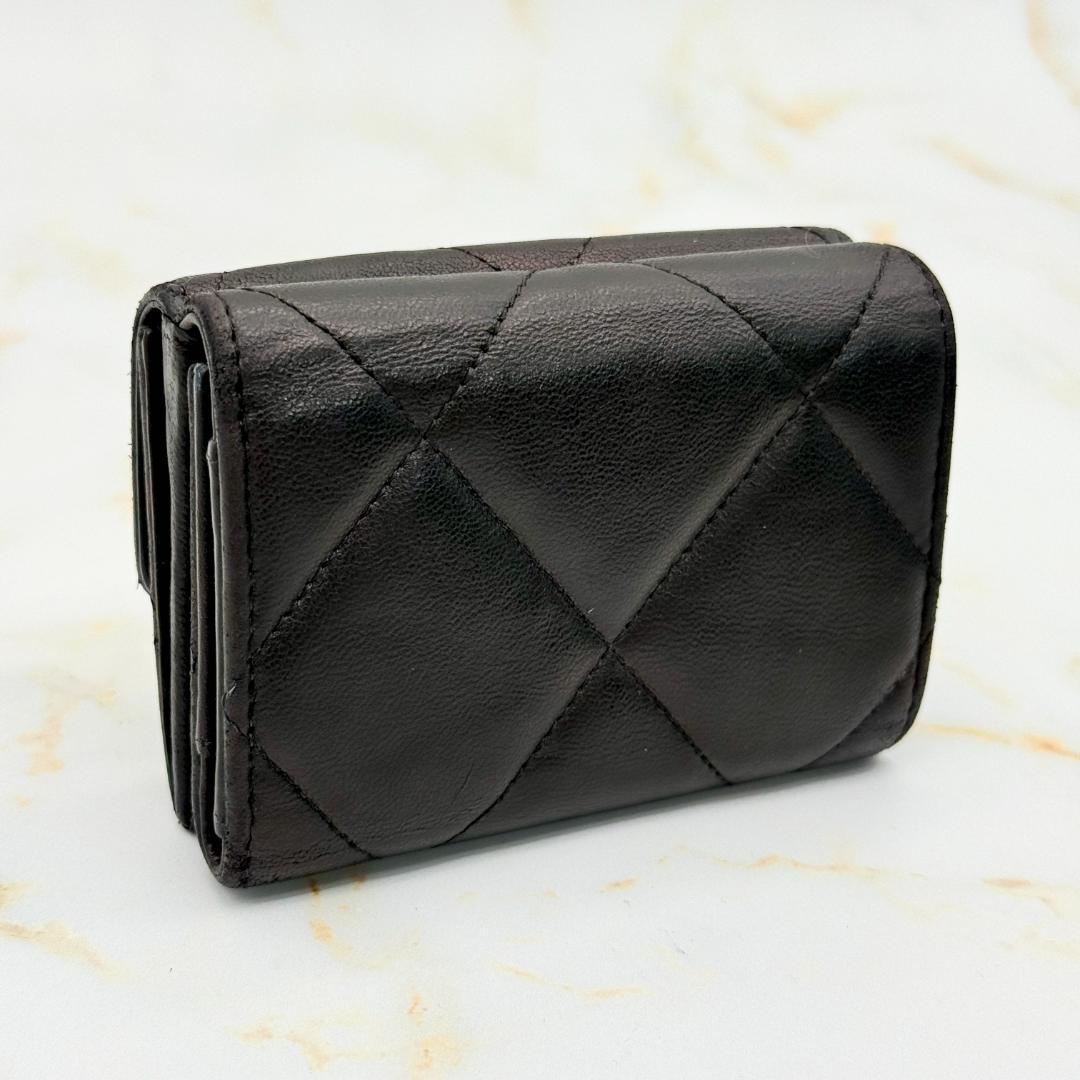 Chanel 19 Lambskin Trifold Wallet — view 6
